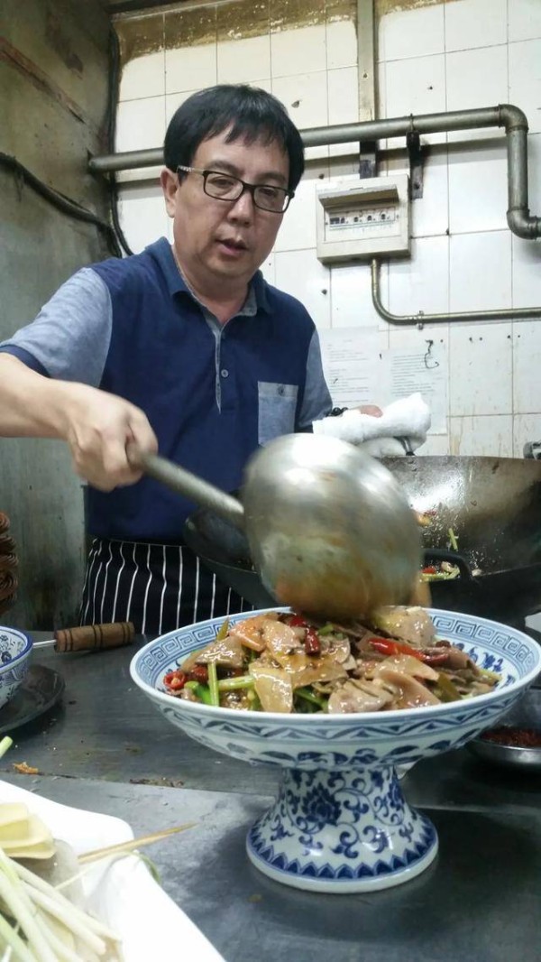 酒肉不断，啥也不是