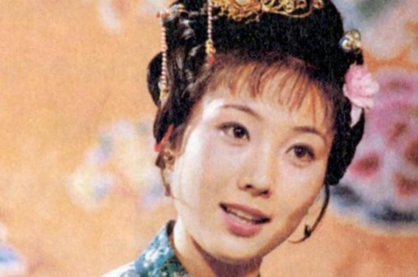 87版红楼梦又少一人，“鸳鸯”郑铮去世，“宝钗”发文早有预示