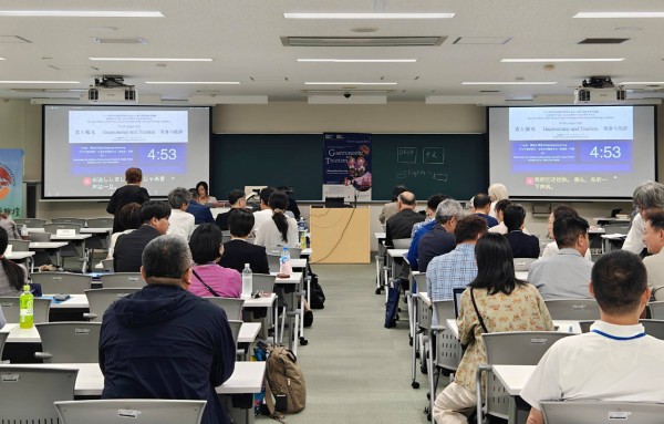 以“食”重塑旅行：从亚洲食学论坛看文化与产业的交汇