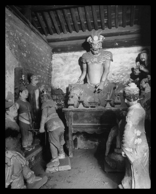 不要被电视剧骗了！“旧社会”的乡村，其实是这个样子