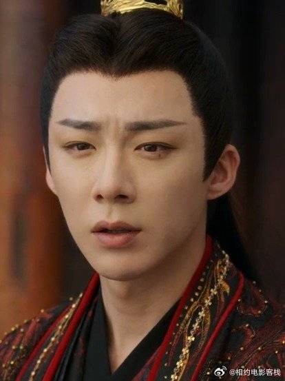 《书卷一梦》 男主府这牌匾可不能送人 是个宝贝啊