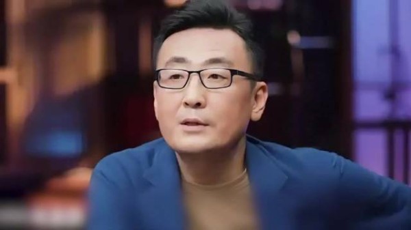 香港导演力捧新人复刻周星驰，喜剧之王是否可替代