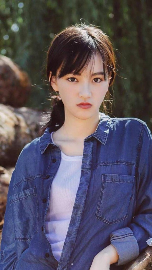 黄灿灿回应“武大校花”争议：当时校内很多人不认可