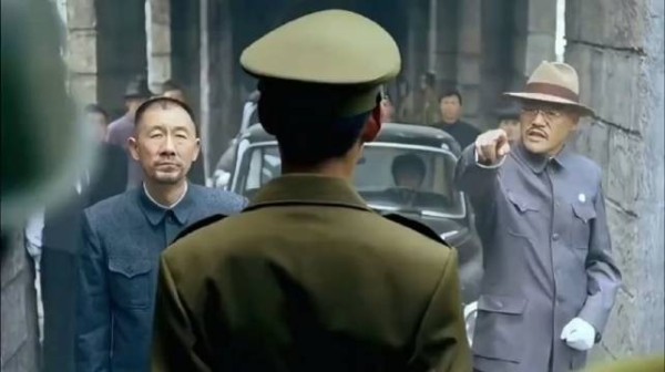 一代枭雄:胡前宽到底是什么级别,竟然一个电话让毛人凤退让三分