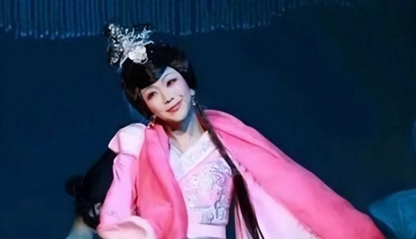 梅兰芳之子梅葆玖：一生无儿无女，至死不原谅半路出道的李玉刚