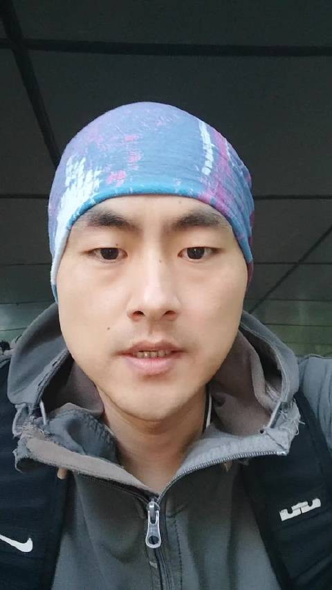 吴嘉隆表示“台湾应该先发制人，决战境外，台湾必将一炮而红”