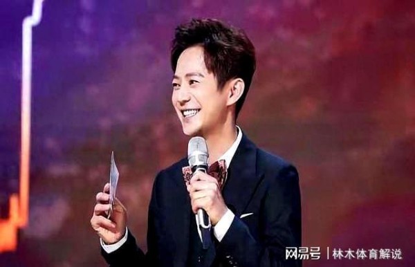 谢娜也没想到，自己前脚主持完中秋，何炅后脚就走上了上坡路
