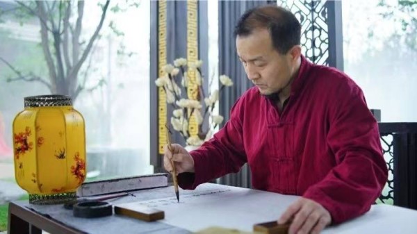 画家吴湖山国画作品投资价值凸显 艺术市场迎来新机遇