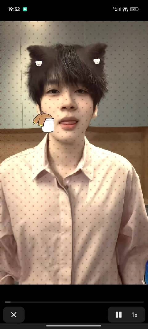 碰到这种尤物是一点招都没有 @RW诚c cr