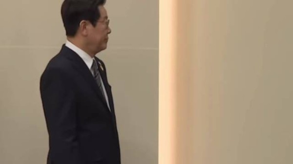 李在明与高市早苗10月30日举行会谈