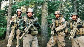 美军19名海豹突击队员遭塔利班伏击阵亡，电影《孤独的幸存者》还原2013年真实事件