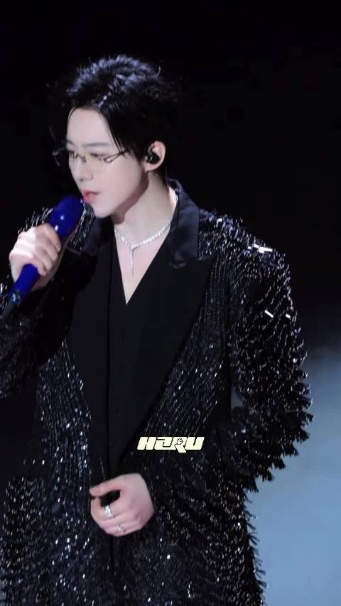 刘宇宁真的太懂剧粉了,《烽月》+《书卷一梦》