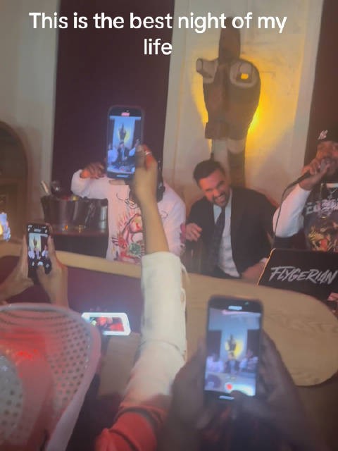 马姆达尼纽约酒吧庆祝，9成胜率锁定下任市长