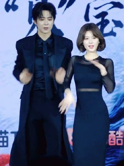 现场教学《You R》舞蹈，也太会扭了吧！