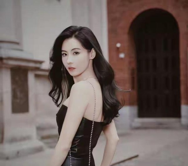 宁静的“直觉”太准了!现在才发现,原来张柏芝的脸型已经改变