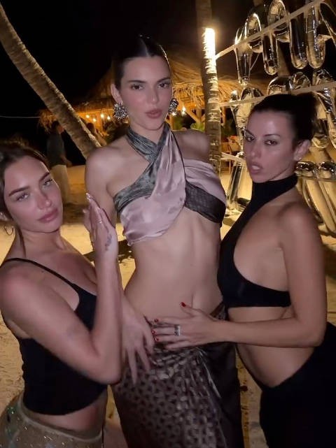 Kendall, Kylie和朋友们一起对嘴Justin Bieber的热单《Beauty And A Beat》