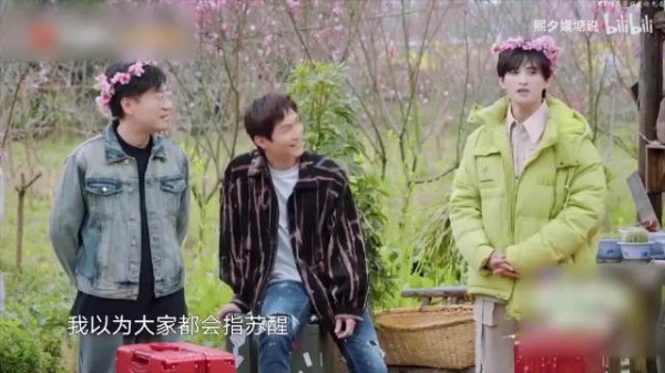 王栎鑫被问:当年为何排挤苏醒?怎料他的回答,让网友都笑喷了