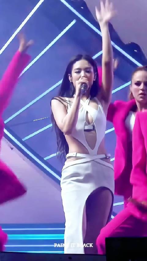 金珍妮Jennie真的初看很普通，但越看越耐看越性感