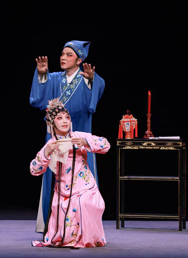 梨园戏年度殊荣不断 海内孤本《朱文·赠绣箧》抚州上演