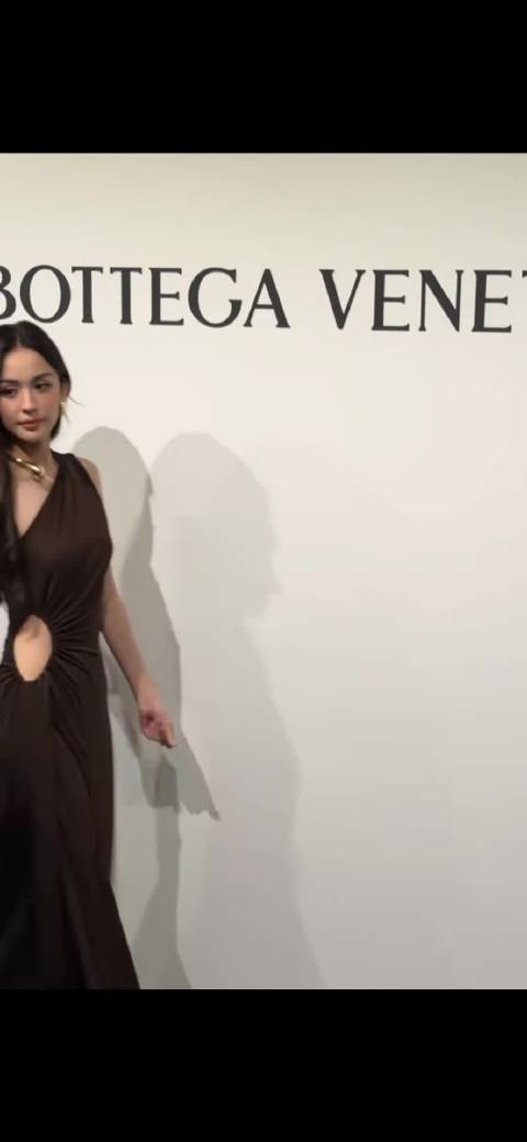 要被娜扎美晕了，这身材颜值简直是绝绝子！