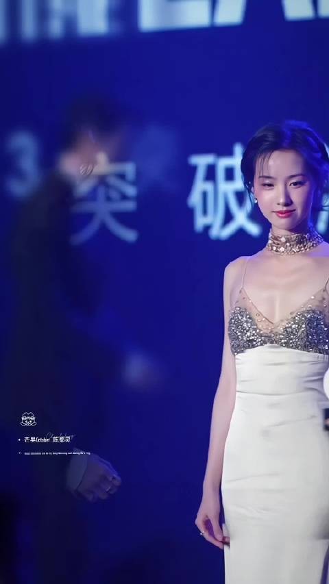 陈都灵GQ活动内场 第一次看到性感的嘟嘟