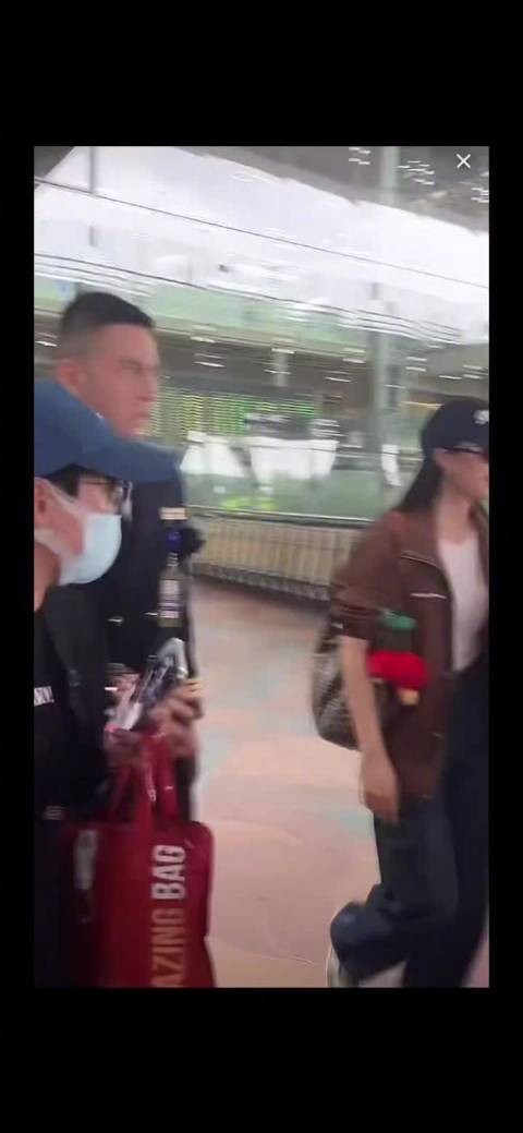 邝玲玲终于到达泰国啦 一到达马上工作 超绝事业心 好好休息啊辛苦了