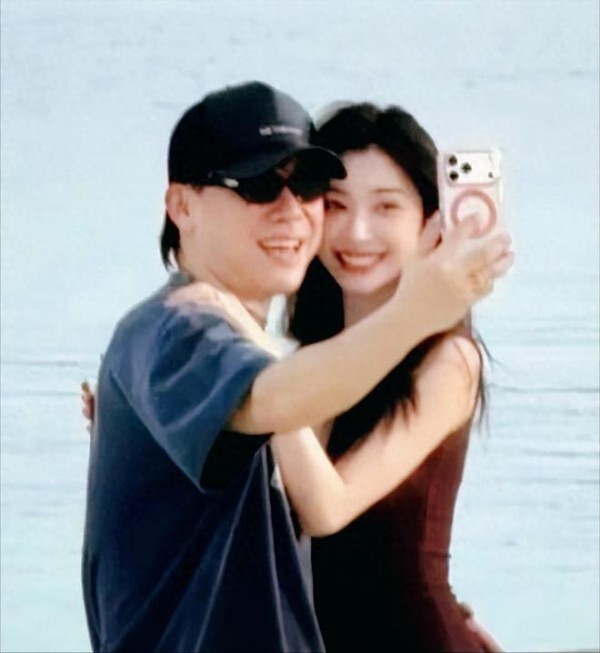 相差16岁的热恋！胡彦斌吃得好？还是易梦玲找到了隐形富豪？