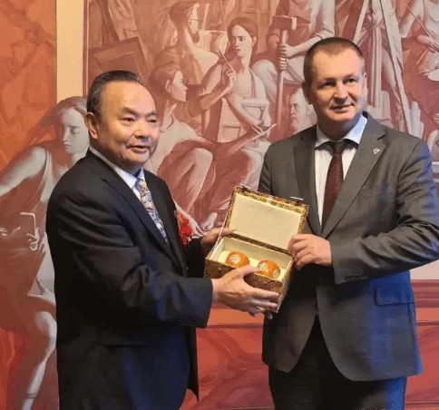 世界在“看见”中国茶：罗大友与中国茶文化研究院的时代答卷