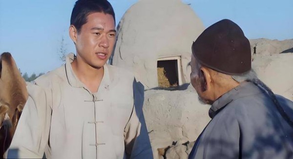 看了10遍《骆驼祥子》才明白，是什么一直把人束缚在底层