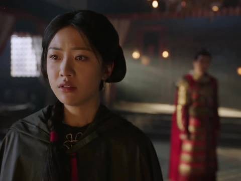 李成白依梅婚后探望病危父亲，夫妻跪谢古平原