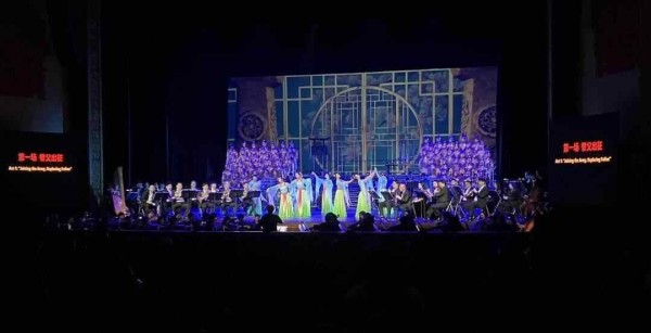 来自莫扎特故乡的前总理为何想要《木兰诗篇》琴谱？｜2025读懂中国