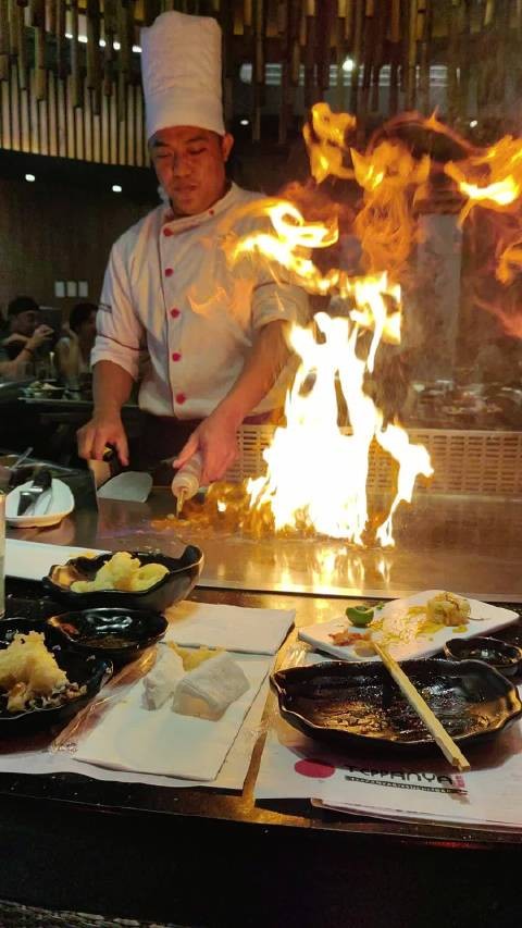 属于钱花了，很难吃的地步