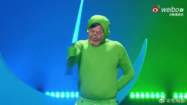 笑点密度超标！叶童被高铁趣事逗得3秒3笑，《笑有新生》太会了