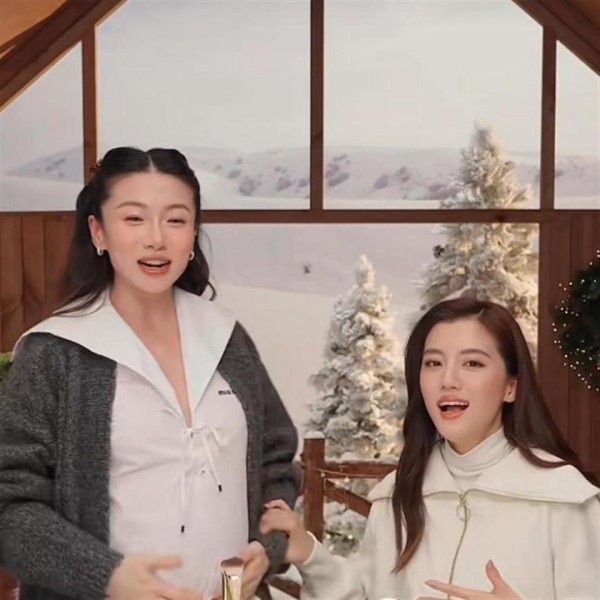 吴千语抄袭风波升级,直播销售额破亿惹质疑,一件毛衣就卖2000