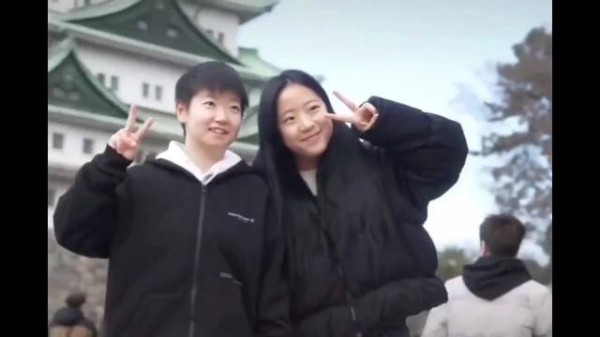 两个超可爱的宝宝