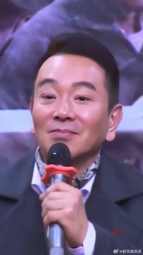 自带富贵气质的大耳垂蒙总,63依旧是女人心目中完美大叔