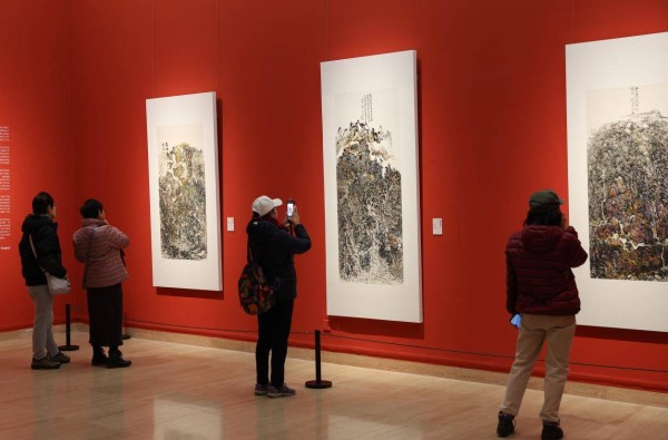 “望千山——程大利艺术展”在中国美术馆开幕