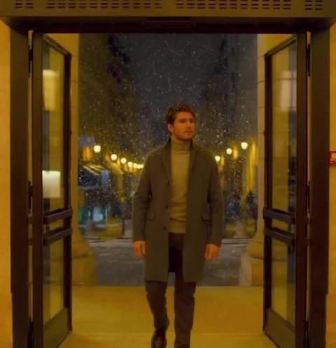 妻子如果不是为了家庭 她本来可以这样闪耀 致我的陌生恋人