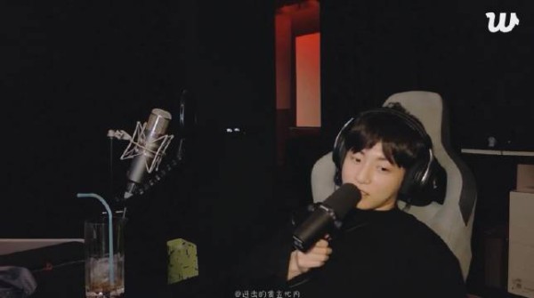 田柾国直播中笑谈剧透歌曲,称不在乎公司警告