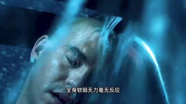 长腿一开便是深渊!心理医生陷入美女作家的桃色陷阱!