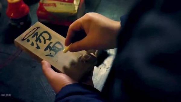 看似平凡的一碗汤面，实则蕴含着母亲对孩子