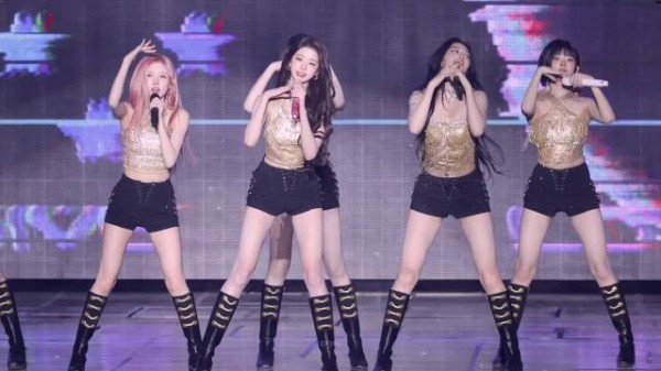 都好瘦,腿好长,真的是全员美人,真嘟好美