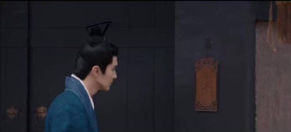 毕之穿越七世寻秦子翊遗物,解锁年代限定皮肤