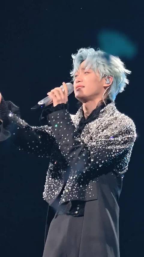 梓渝首唱新歌不渝哭了