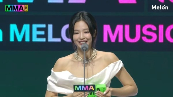 BLACKPINK JENNIE获MMA2025颁奖礼TOP10