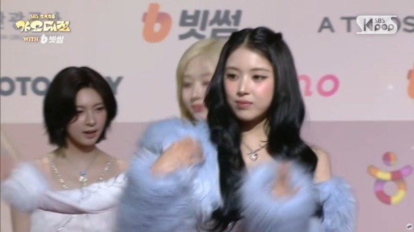 251225 SBS歌谣大战红毯 NMIXX CUT