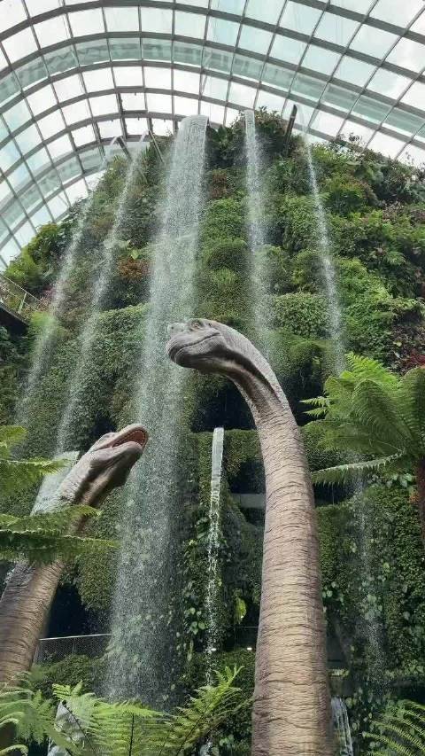 Melody Marks 旅行博主