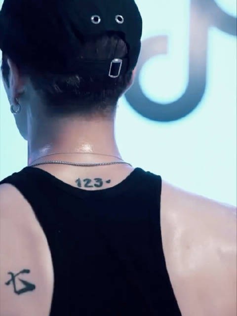 王嘉尔宣布magicman2世界巡演12月预告明年约定