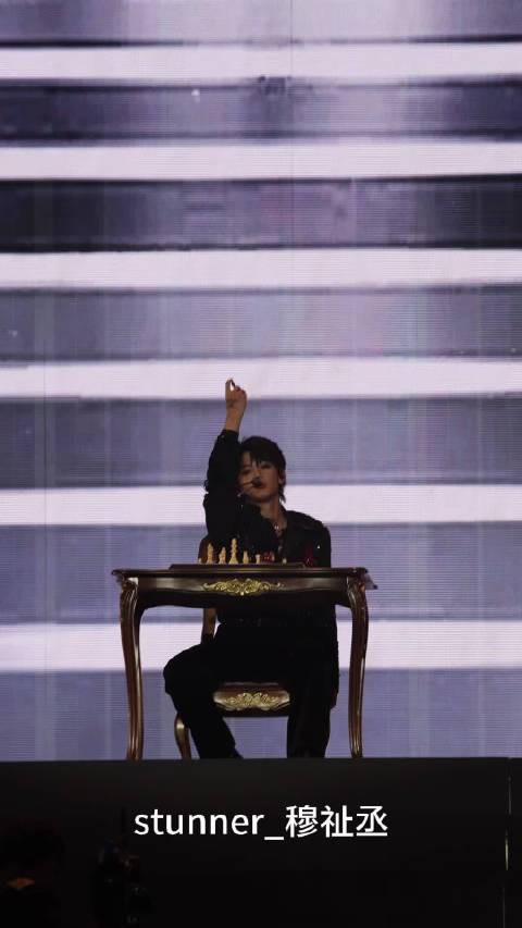 来自天堂的魔鬼吗？但天使和魔鬼好像都是你呢