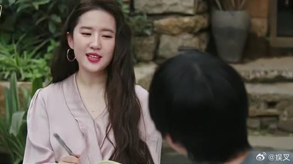 小琴想到民宿上班，红豆怕她打人，小琴：我只会吵架！